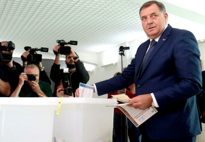 IAKO SVI BRUJE DA JE TRIVIĆKA POKRADENA! DODIK SE OGLASIO NA INSTAGRAMU: Ja sam pobjednik, SNSD će znati da brani pobjedu