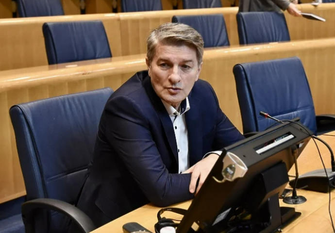 Mehmedović: Hajdemo kao Čović blokirati sve  zbog Schmidta