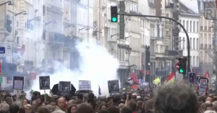 Sve veći izazov po Macrona: Francuski sindikati stupaju u nacionalni štrajk tražeći veće plaće u vrijeme visoke inflacije