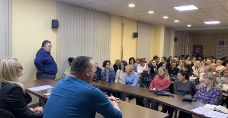 Banja Luka: Najavljen štrajk u vrtićima, direktorica prijeti radnicima