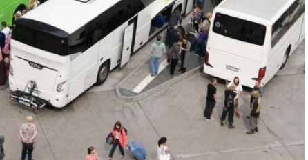 Četverogodišnja djevojčica zaboravljena u školskom autobusu