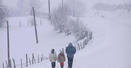 ČUBRILO OTKRIVA DA LI ĆEMO SE SMRZAVATI: Dugoročna vremenska prognoza za svaki mjesec, stiže zima drugačija od prethodnih