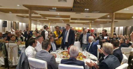 Dodik s Pala najavio slavlje u narednih mjesec dana (FOTO)