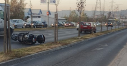 Nesreća u Sarajevu: Sudarili se motociklista i automobil, jedna osoba povrijeđena