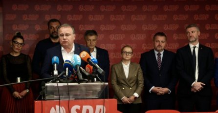 Osam stranaka okupljenih oko Trojke “dogovorili formiranje vlasti bez SDA”