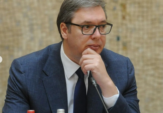 Vučić: “Ispao sam najgluplji predsjednik na svijetu”
