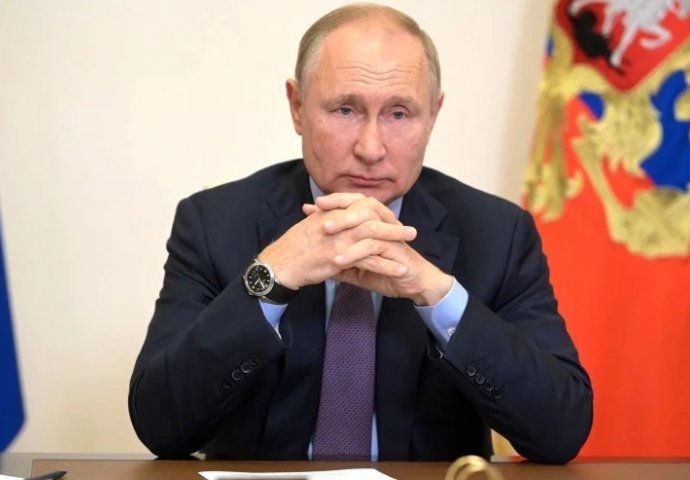 PUTIN TVRDI: "Zapad propagira povijesne besmislice, a Poljska nije odustala od snova o preuzimanju dijelova Ukrajine"