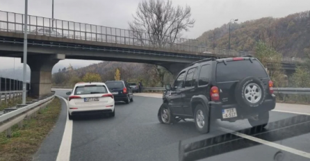 Saobraćajna nesreća na autoputu u Sarajevu, usporen saobraćaj