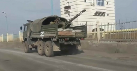 Napeta situacija u Hersonu: Grad i okolna naselja ostali su bez struje i vode, ruska administraciaj tvrdi da je riječ o sabotaži - također navode kako su ukrajinske snage s američkom HIMARS raketom pogodile veliku branu Nova Kahovka