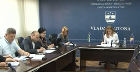 Vlada USK smijenila policijskog komesara. Novog nema ko da imenuje