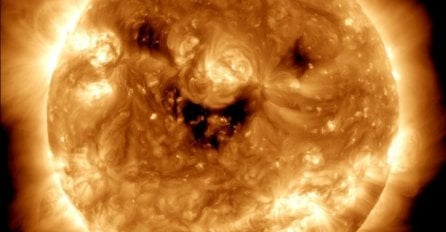 NEVJEROVATNO: NASA objavila sliku na kojoj se Sunce smije