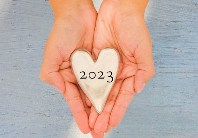 ASTROLOŠKI SAVJETI ZA 2023. GODINU ZA LJUBAV I NOVAC: Šta očekuje svaki horoskopski znak na polju romanse i finansija!