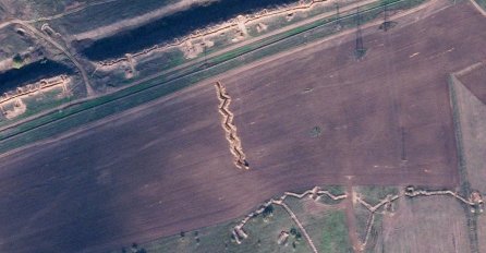 SATELITSKE SNIMKE POKAZALE NEŠTO NEOBIČNO: Pogledajte šta Rusi rade na Krimu (FOTO)