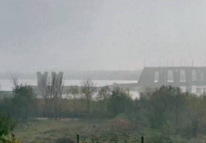 Potpuno uništen važan most kod Hersona