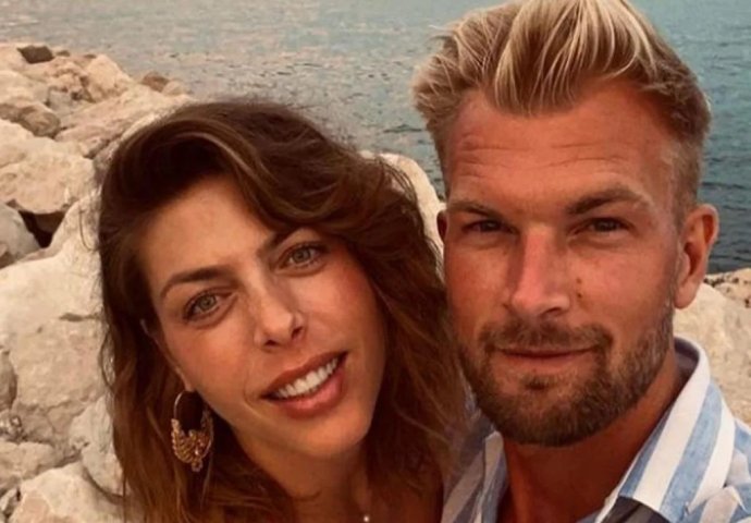 Najbolji poklon: Blanka Vlašić objavila prvu fotografiju sina