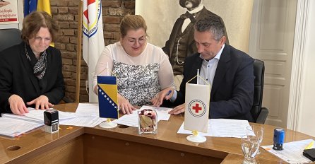 Društvo Crvenog krsta/križa u BiH podržalo 11 projekata za podršku starijim osoba i osobama s invaliditetom