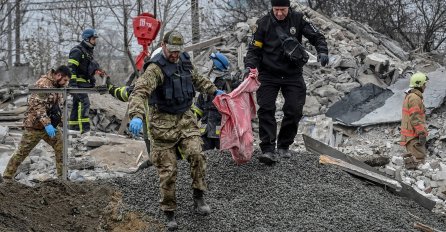 Devet ljudi poginulo u ruskom raketnom udaru u Zaporožju