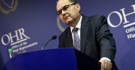 Dvije neistine i jedna neutemeljena tvrdnja Christiana Schmidta