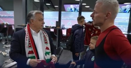 SKANDAL: Viktor Orban se u javnosti pojavio sa šalom na kojoj je mapa "Velike Mađarske"