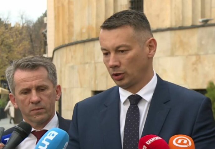Nešić tvrdi: Vukanovićev poslanik je izdao PDP, a ne Pokret za državu