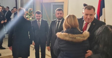 Dodik, Duraković i Pranjić dočekali zvanice na prijemu zbog preuzimanja dužnosti