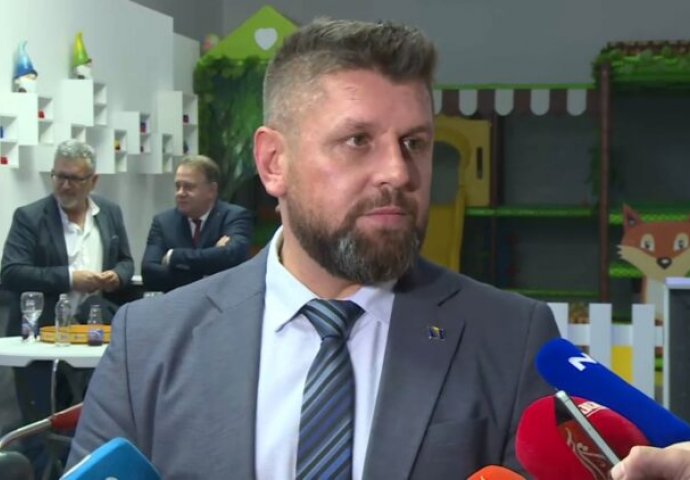 Duraković: Svečana akademija u Banjaluci dokaz da je BiH malo šira nego misle