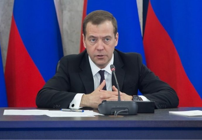Medvedev upozorio NATO: Ne šaljite Ukrajini sustave Patriot