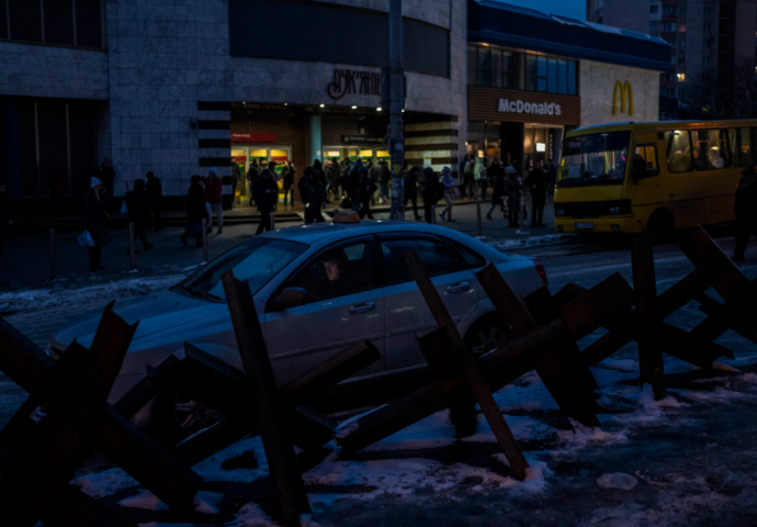 RAT U UKRAJINI, 282. DAN: Savjetnik Zelenskog tvrdi da su ukrajinski gubici 10 puta manji od brojki koje je "greškom" iznijela šefica EU komisije, Biden spominje mogući razgovor s Putinom, Kličko ponovno apelira na stanovnike Kijeva