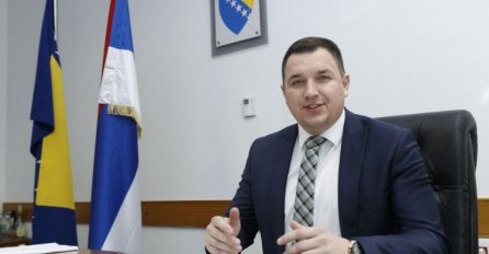 Uhapšen državni ministar Miloš Lučić