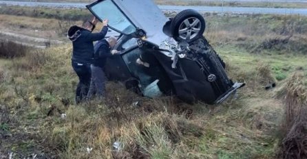 Teška nesreća u Bašigovcima: Voz udario automobil