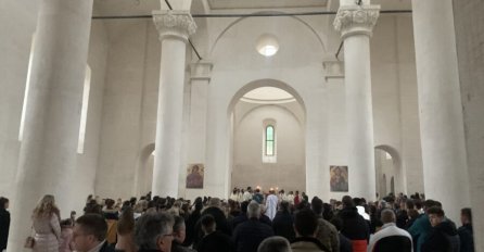 Održana liturgija u Sabornoj Crkvi u Mostaru, Kordić obećao saniranje štete