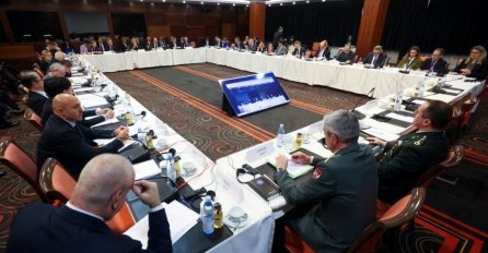 Vijeće za provedbu mira u BiH pozvalo vlast RS da prestane ugrožavati državu