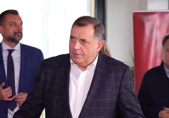 Dodik: Vlast u RS ne odustaje od kriminalizacije klevete