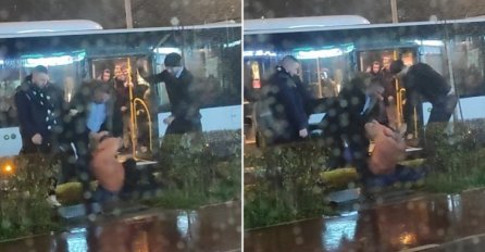 UZNEMIRUJUĆE SCENE U SRCU SARAJEVA: Izvukli ga iz autobusa i tukli palicama, rukama, nogama (VIDEO)