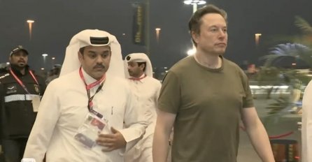 "FURA SE NA ZELENSKOG": Elon Musk jednim detaljem izazvao pažnju na finalu SP-a, pljušte komentari