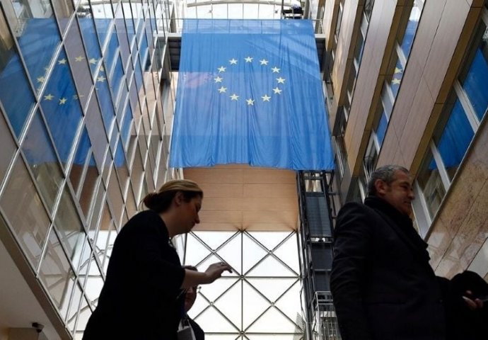 Evo kad će bh. građani dobiti 70 miliona od Europske unije da plate račune