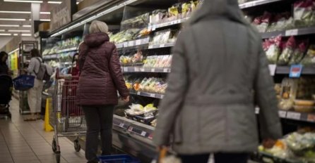 Evo šta smo prošle godine mogli da kupimo za prosječnu platu, a šta (ne) možemo sada