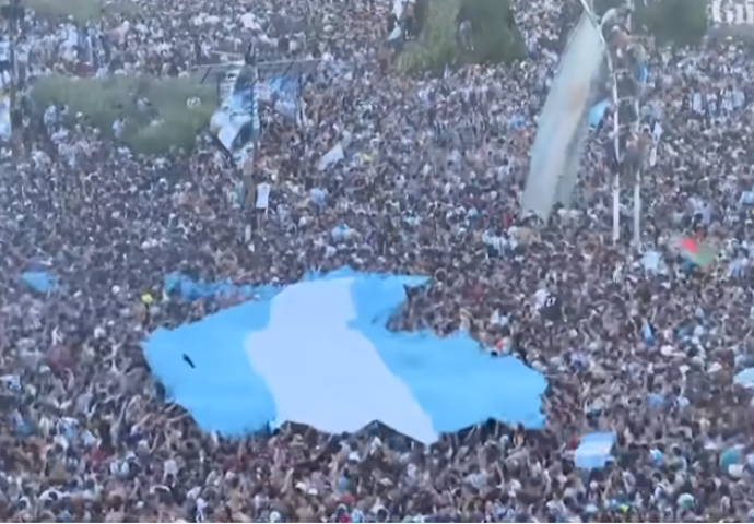 POGLEDAJTE DOČEK ARGENTINACA: Ovo još niste vidjeli, slike koje DOLAZE SU NEVJEROVATNE (VIDEO)