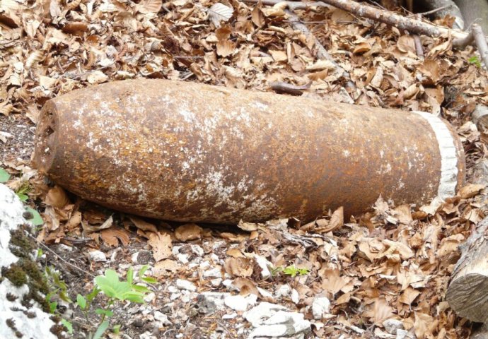 Bolnica u Francuskoj evakuisana zbog bombe u rektumu 88-godišnjaka