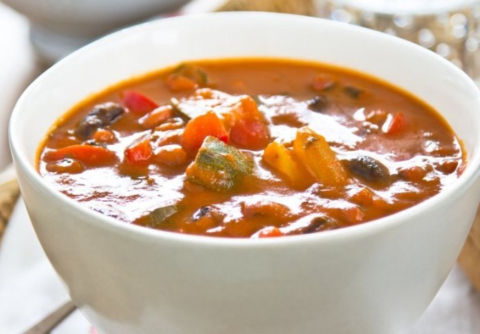 OVA FINA ČORBA IZVRSNA ZA JESEN I ZIMU:  A čak i oni koji nisu pretjerano vješti u kuhinji lako će je napraviti