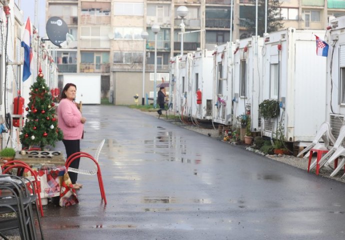 Život u kontejnerima: Više od 80 posto ljudi ne spava kako treba, mnogi nemaju ni za lijekove, a polovina ih je bez novaca