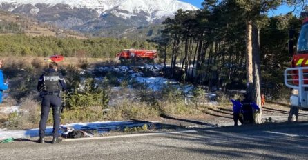 Srušio se avion u Francuskoj, ima nastradalih