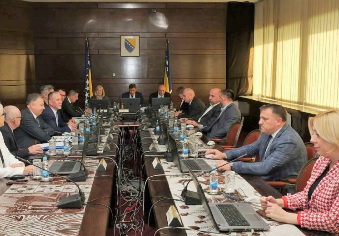 Vlada FBiH: Ako Parlament ne usvoji budžet, nema povećanja penzija
