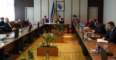 Vijeće ministara BiH: Po 500 KM jednokratne pomoći zaposlenima u institucijama BiH