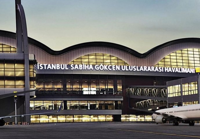 Haos u Istanbulu: Turisti "zaglavljeni" na aerodromu, "Pegasus" otkazao letove