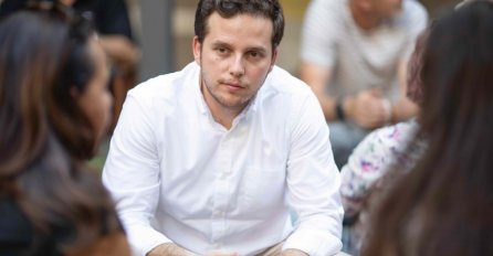 OGLASILI SE IZ NAŠE STRANKE O BUŠENJU GUMA NA VOZILIMA SA SRBIJANSKIM TABLICAMA: "Ko ne želi dobro gostima Sarajeva, ne želi dobro ni Sarajevu"