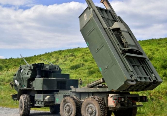 POTVRĐENO: SAD će Ukrajini poslati još raketnih sistema HIMARS