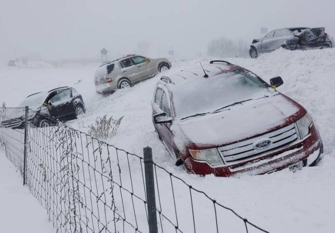 Najmanje 22 osobe preminule od srčanih udara izazvanih ledenim valom 