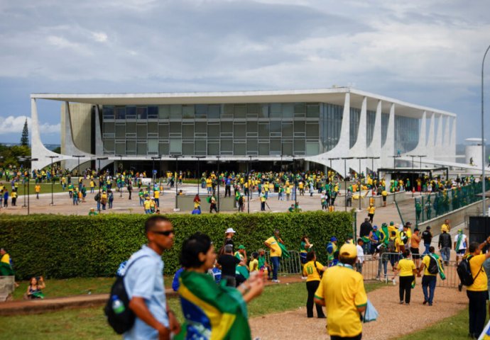 Nakon protesta u Brazilu: Povrijeđeno najmanje 46 ljudi, uhapšeno više od 400