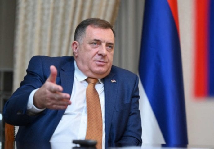 DODIK SE ČUPA IZ BLATA: "Spreman sam odlikovati i zapadne državnike!"